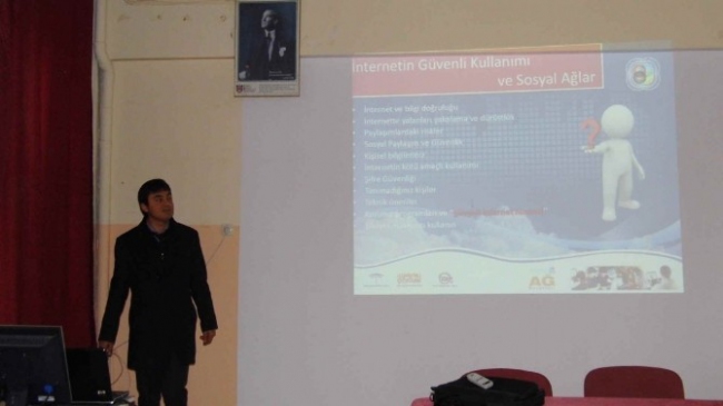Öğretmen Öğrenci Ve Velilere Güvenli İnternet Eğitimi