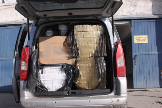 Erzincan'da 11 Bin 30 Paket Kaçak Sigara Ele Geçirildi