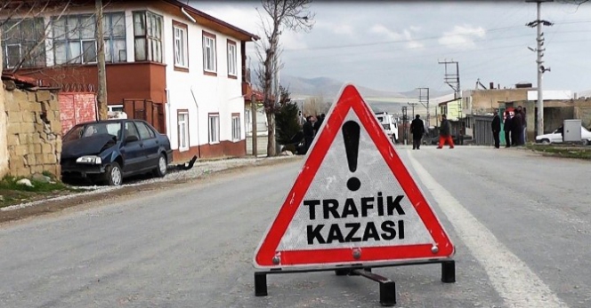 Yunak'ta Trafik Kazası 1 Yaralı