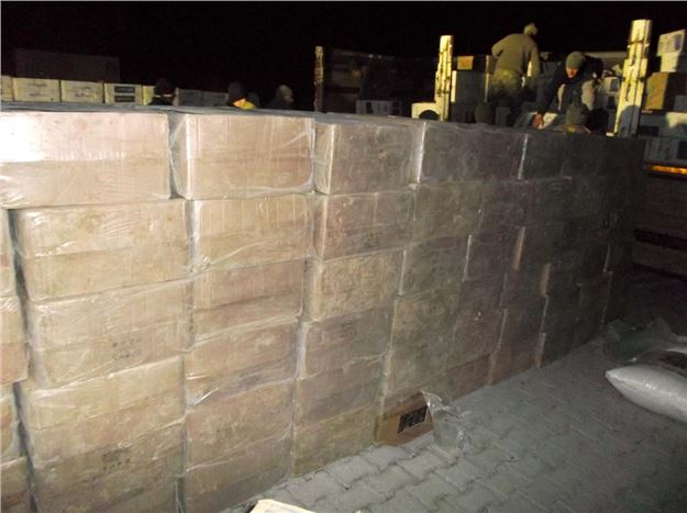 Gübrelerin arasında kaçak sigara sevkiyatı