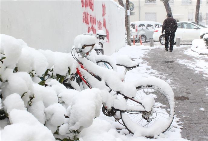 Balıkesir'de kar yağışı