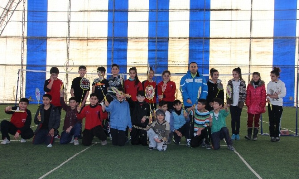 Hakkarili Öğrencilere 7 Dalda Eğitim