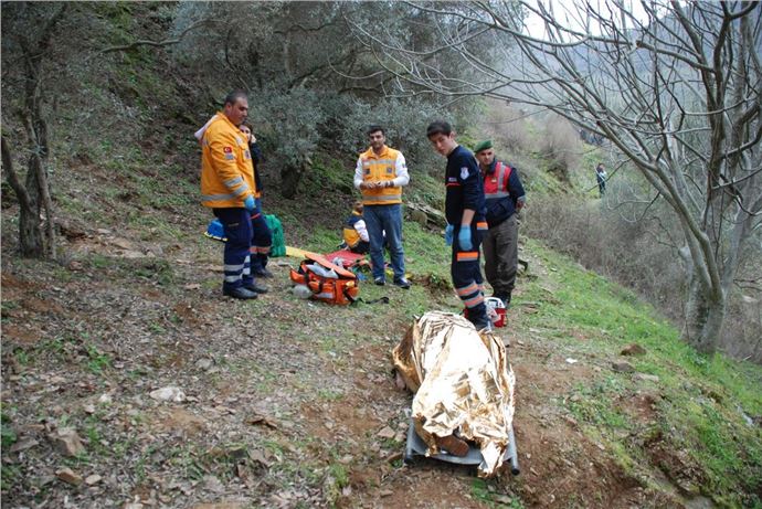 İzmir'de off-road ekibi kaza yaptı 3 ölü