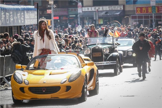 New Yorklu Çinliler ''Keçi Yılı''nı kutladı