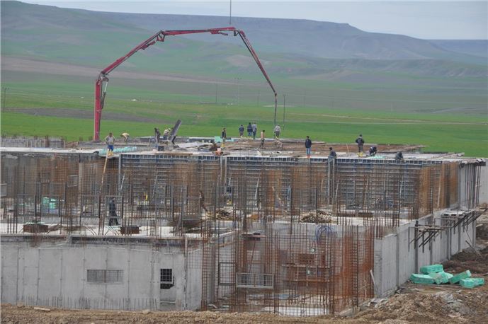 Cezalarını Çekerken Gelir Elde Edecekler