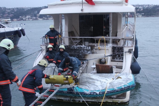 Beşiktaş'ta Lüks Yatta Yangın