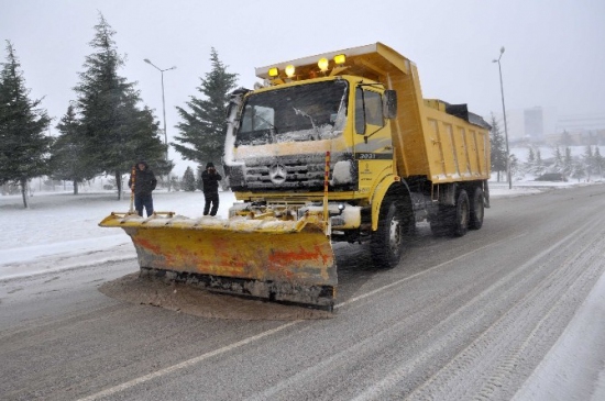 Kapanan Yollara Anında Müdahale