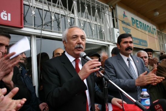 CHP Milletvekili Özdemir Gemerek İlçesini Ziyaret Etti