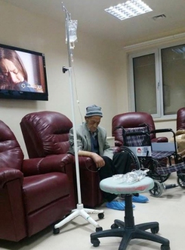 Kanser Hastası Yaşlı Adamın Dramı
