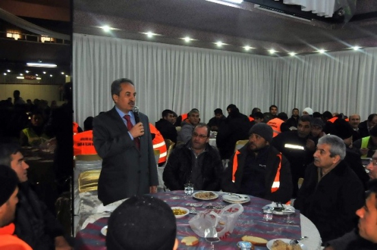 Başkan Akkaya'dan Belediye Personeline Herse