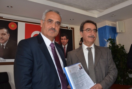 Mardin'den Üç Dilde Milletvekili Adaylığı Başvurusu