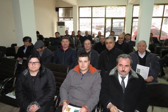 Malkara'da Çiftçilere Yabani Ot İlaçları Semineri Verildi