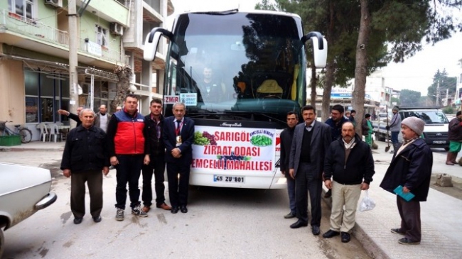 Sarıgöllü Çiftçiler İzmir'e Çıkarma Yaptı