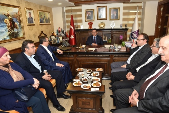 Başkan Çelik Ergün'e Ateş Püskürdü