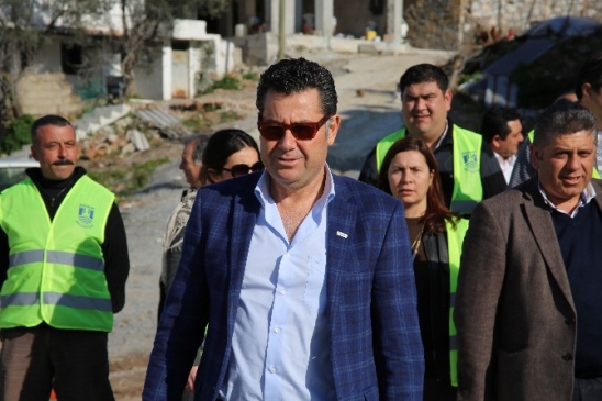 Başkan Kocadon Mumcular'daki Çalışmaları Yerinde İnceledi