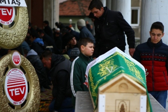 Minik Umut Kalbine Yenildi