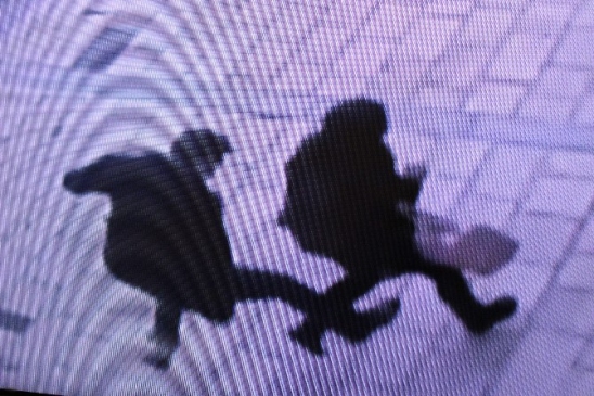 Cami Avlusunda Kadına Şiddet