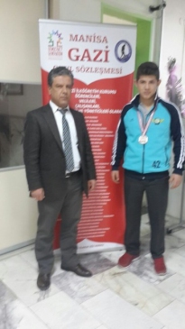 Gazi'den Güreşte Bir Başarı Daha