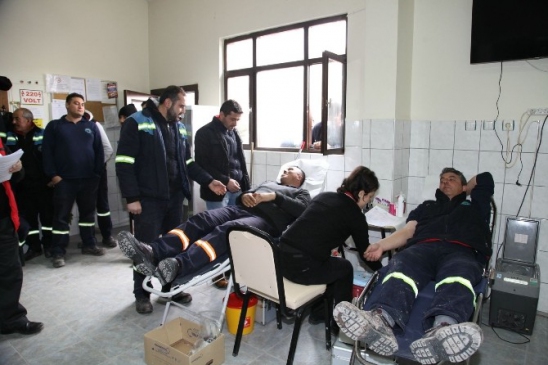 Odunpazarı Personelinin Türk Kızılayı'na Kan Bağışı Devam Ediyor