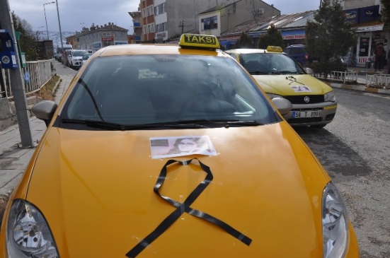 Sivas'ta Taksiciler Özgecan İçin Konvoy Yaptı