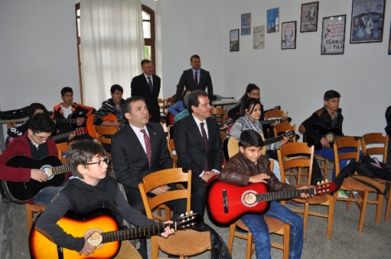 Silifke Gençlik Kültür Ve Sanat Merkezi 14 Dalda 784 Kursiyere Eğitim Veriliyor