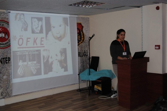 Mahkumlara Kadına Şiddet Semineri Verildi