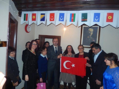 Eskişehirli Ülkücülerden Hayme Ana Kadınlar Derneği'ne Ziyaret