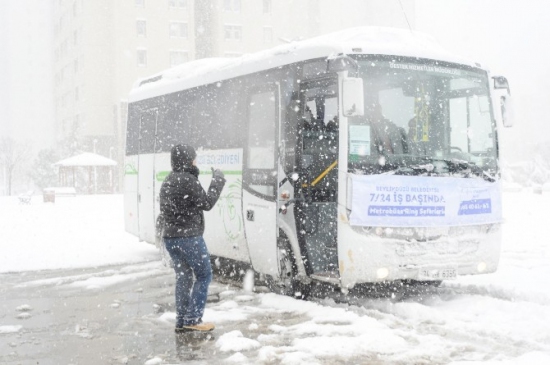 Beylikdüzü Belediyesi'nden Metrobüse Ring Seferleri