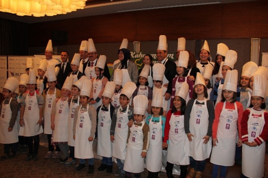 Sevgi Evlerindeki Çocuklar Kahramanlarıyla Buluşuyor