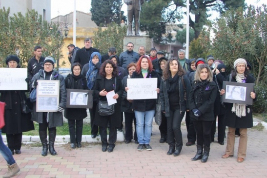 Ezineli Kadınlar Özgecan Aslan İçin Yürüdü
