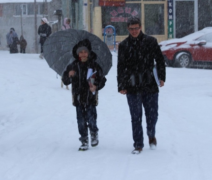 Yıldızeli'nde Kar Yağışı Etkili Oldu