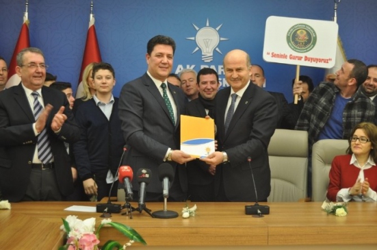 AK Parti'ye Milletvekili Aday Adayı Başvuruları Devam Ediyor
