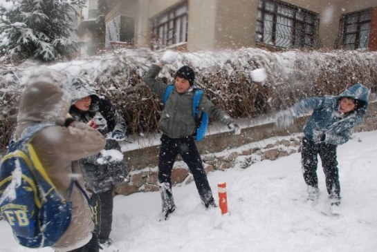 Tokat'ta Kar Tatili Öğrencileri Sevindirdi
