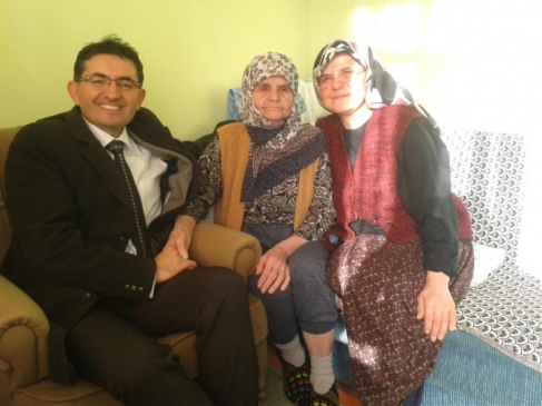 Edirne İl Sağlık Müdürlüğü Ekiplerinin Ev Ziyaretleri Devam Ediyor