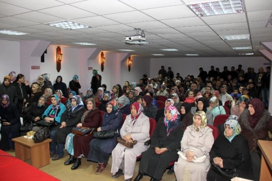 Sevinç Ve Hüzün Bir Arada…