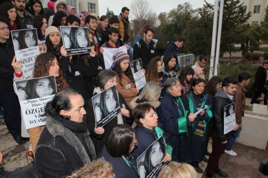 Çü Kadaum'dan Özgecan Açıklaması