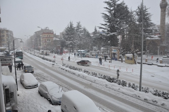 Bozüyük'te Eğitime Kar Engeli