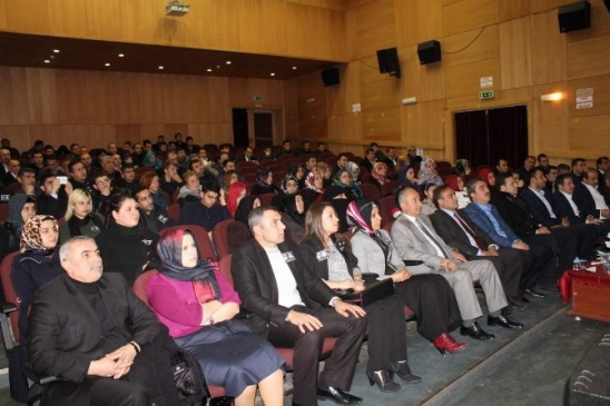 Özgecan'ı Anma Töreninde Duygulu Anlar Yaşandı