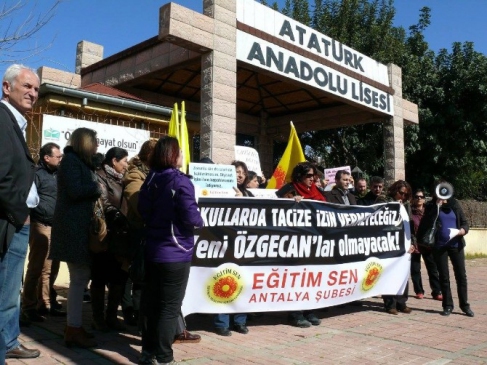 Eğitim Sen'den Eylem