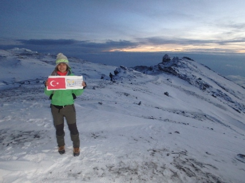 Genç Dağcı Aslı'dan Bir Başarı Daha