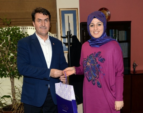 AK Parti İlçe Kadın Kolları Dündar'ı Ziyaret Etti