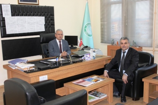 Baü Rektörü Özdemir'den Ayvalık MYO'na Ziyaret