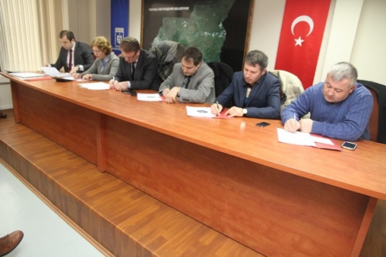 Büyükşehir Bir Sahili Daha Modernleştiriyor