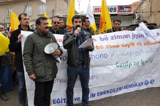 Derik'te KESK Bileşenlerinden 'dünya Anadili Günü' Açıklaması