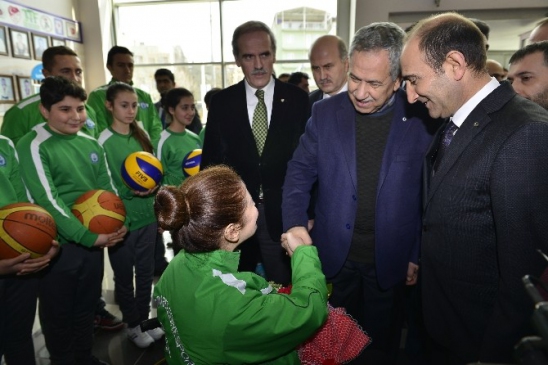 Yıldırım Belediyesi'nden Görkemli Tören
