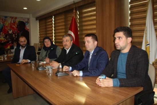 Sarıoğlu İl Teşkilatı İle Bir Arada