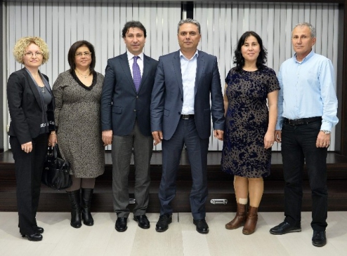 Muratpaşa Belediyesi'nin Eğitime Desteği Sürüyor