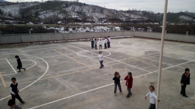 Akçakoca Cumhuriyet İlkokulu Eğitime Açıldı