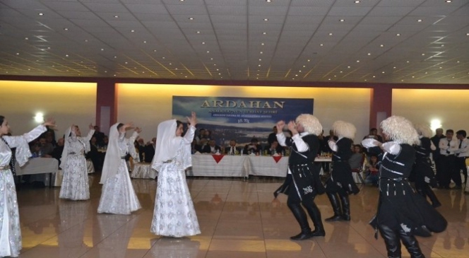 Serhat Ardahan Dernekler Federasyonu 23 Şubat Kutlama Gecesi Düzenledi