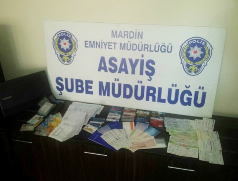 Mardin'de Hırsızlık Yaptıkları İddiasıyla 3 Kişi Tutuklandı